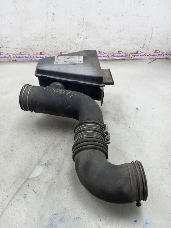 92 TOYOTA MR2 2.2L OEM INTAKE HOSE & RESONATOR