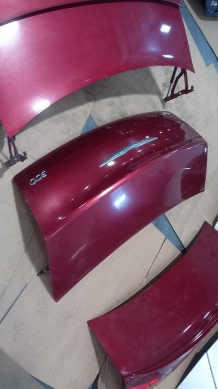 2013 Chrysler 300 Deck Lid Trunk Lid Red OEM 68127959AH 150K Miles