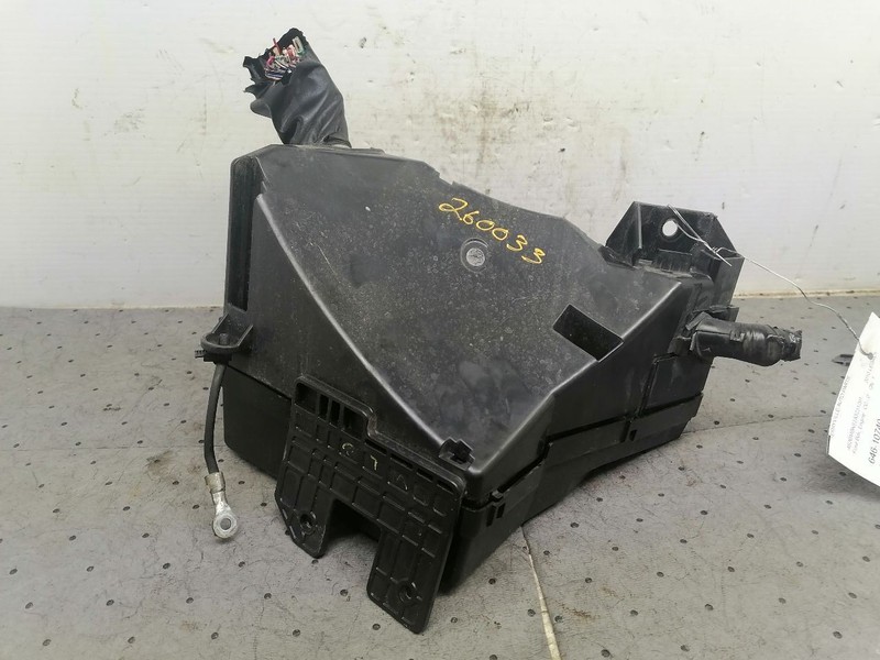 Fuse Junction Box Engine Compartment Fits 10-14 LEGACY 1747617