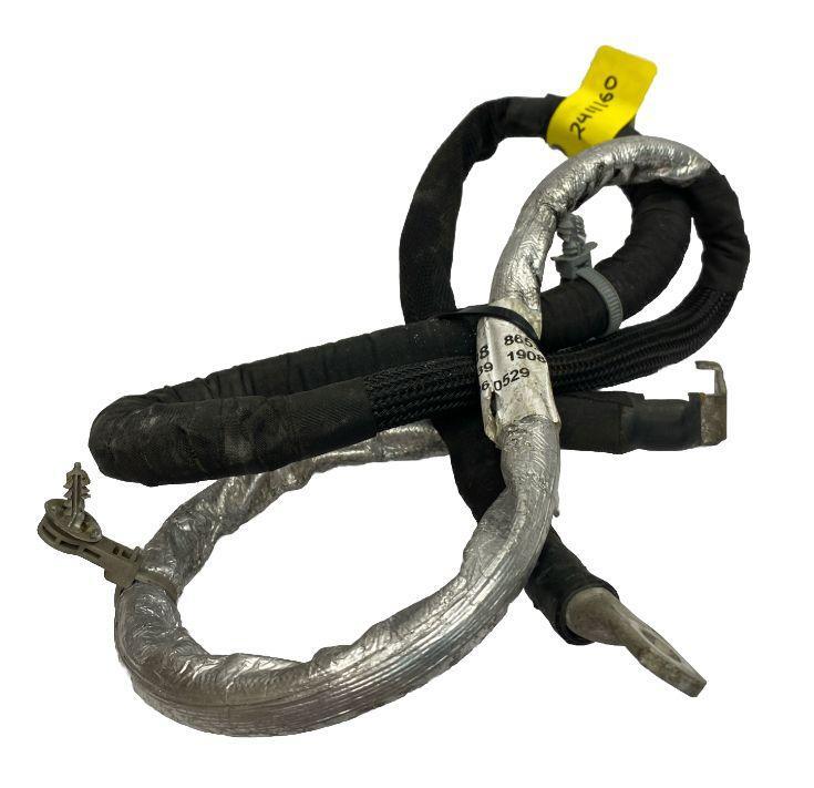 Chevrolet Colorado battery cable 19 to 22 black positive cable assy OEM 84388408