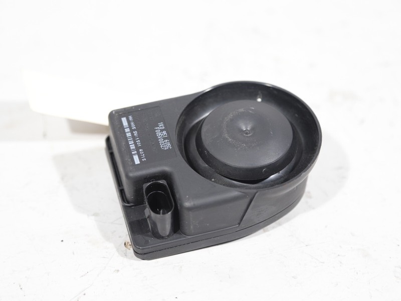 OEM 2015-2018 PORSCHE MACAN S 95B ELECTRIC ANTI-THEFT ALARM HORN PROTECTION