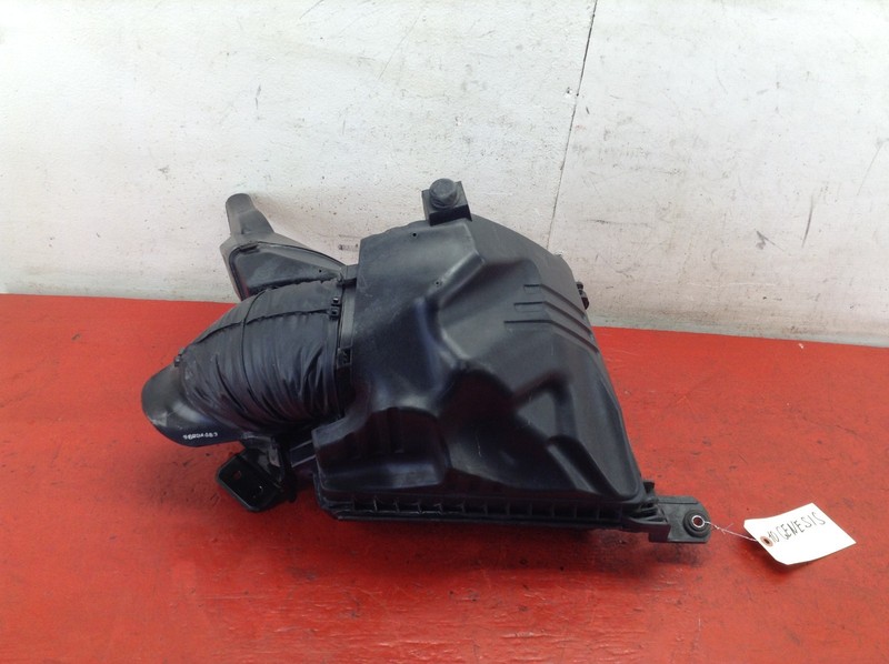 09-11 HYUNDAI GENESIS 4.6L AIR INTAKE CLEANER FILTER BOX OEM