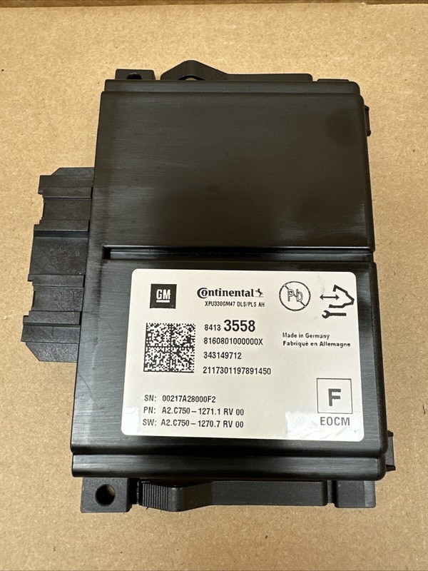2018 CADILLAC ESCALADE Pre-Crash System Control Module OEM 84133558