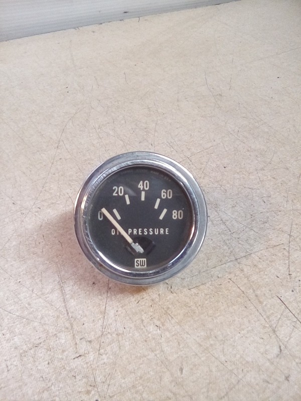 Stewart Warner 427620 Oil Pressure Gauge