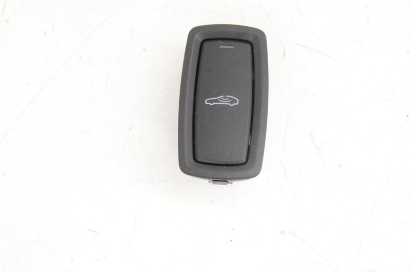 2015-2019 Porsche Macan S 3.0L Interior Monitoring Alarm Button 7PP962109D