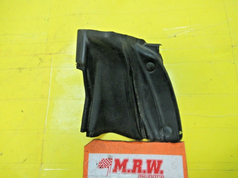 DOOR PANEL RUBBER SEAL STRIKER LEFT DRIVER SIDE for 00 01 02 03 04 05 MR2 SPYDER