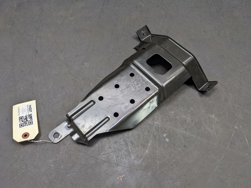 Fuel Tank Mount Bracket 2020 Honda Fit 17529-T5R-A00 2015 - 2019