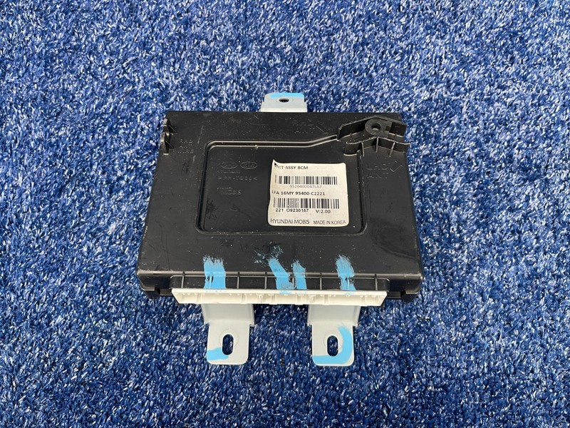 2015–2017 Hyundai Sonata Body Control Module BCM OEM 95400-C2221