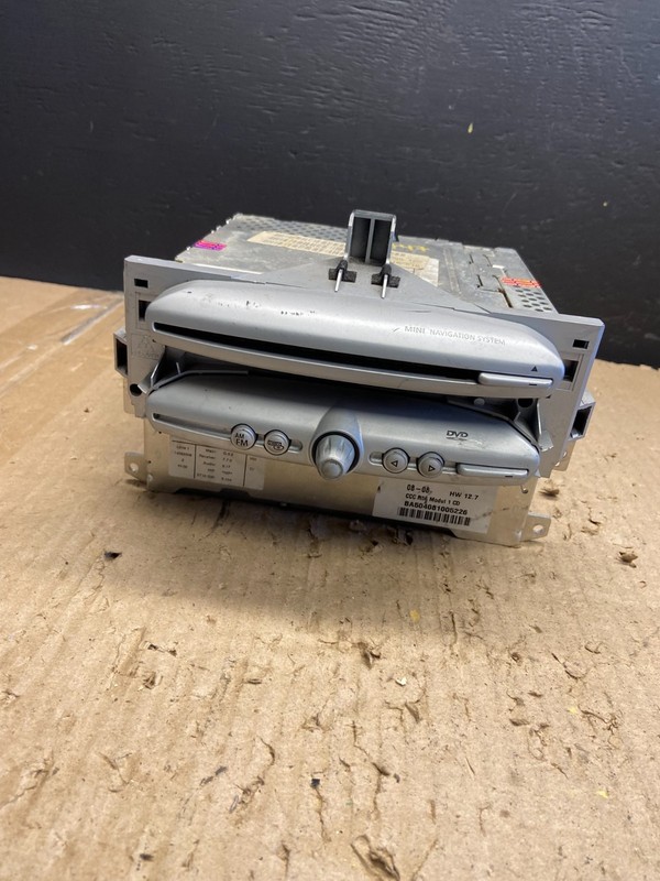 2008-2009 BMW Mini Cooper Clubman Info Radio DisplayOEM AB5747 DG
