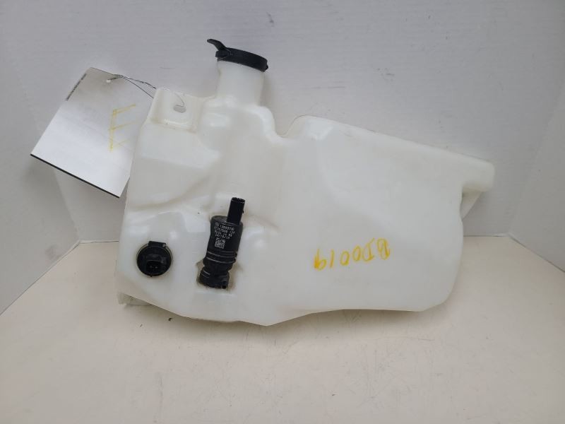 Wash Reservoir New Style Fits 19 SIERRA 1500 PICKUP 562598