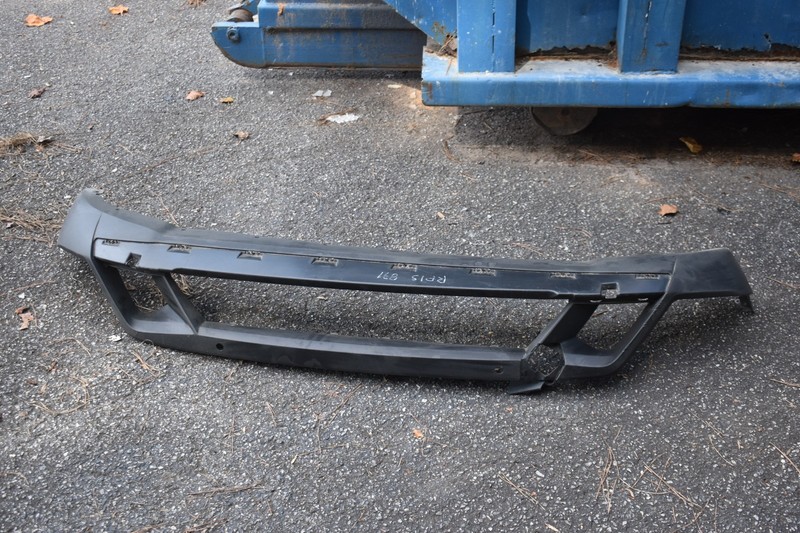 BMW X3 FRONT LOWER BUMPER COVER 2022-2023 OEM 51119451188