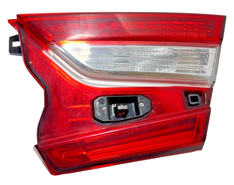 2018-2022 Honda Accord Sport Rear Passenger Side Inner Taillight Light Lamp OEM
