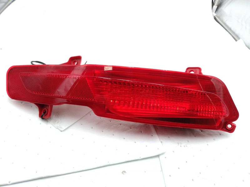 2020 Kia Telluride Right Tail Light Assembly Silver 671033 Used 96K Miles