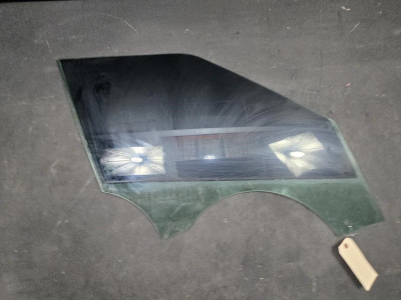Front Right Door Window Glass 2018 Range Rover Velar LR182534 2019 - 2022