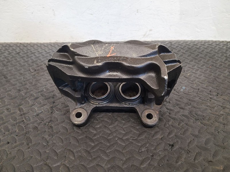 00-02 Toyota Tundra Front Left Driver Brake Caliper 13WL OEM 47750-34040