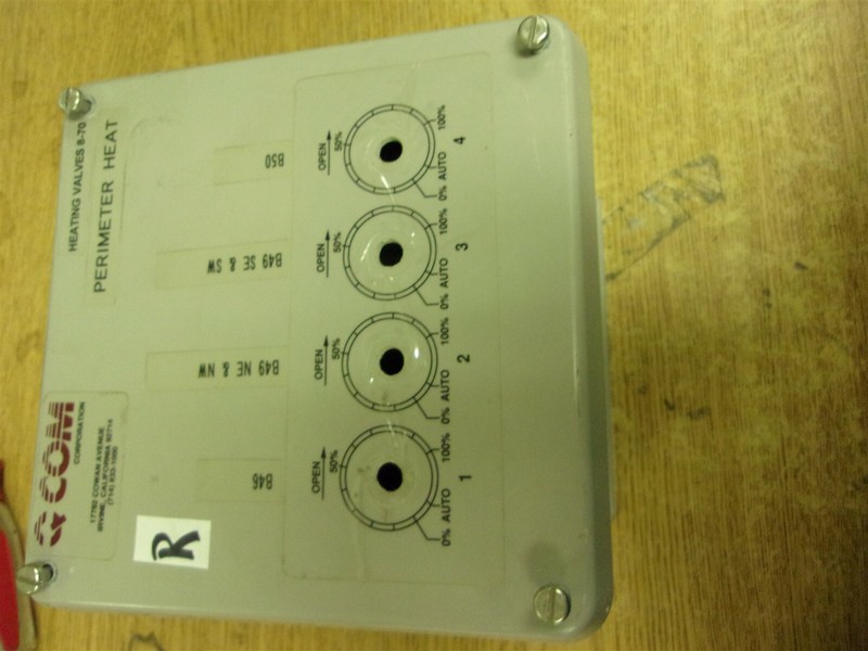 QCom Vynco Vynckier Industrial Control Panel Enclosure AB-633487 R-54315 "R"
