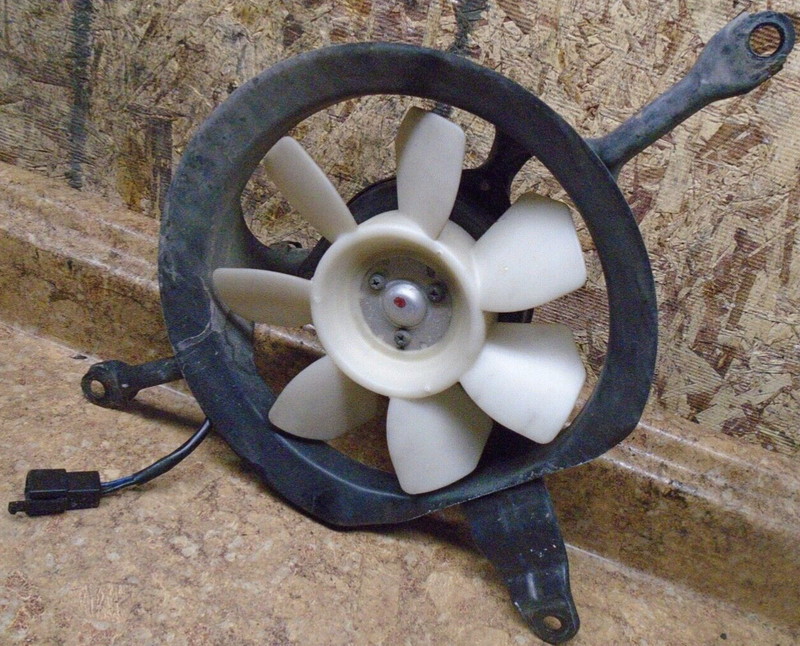 1987 Yamaha Venture XVZ1300 XVZ 1300 Electric Fan Motor Cooling Engine Coolant