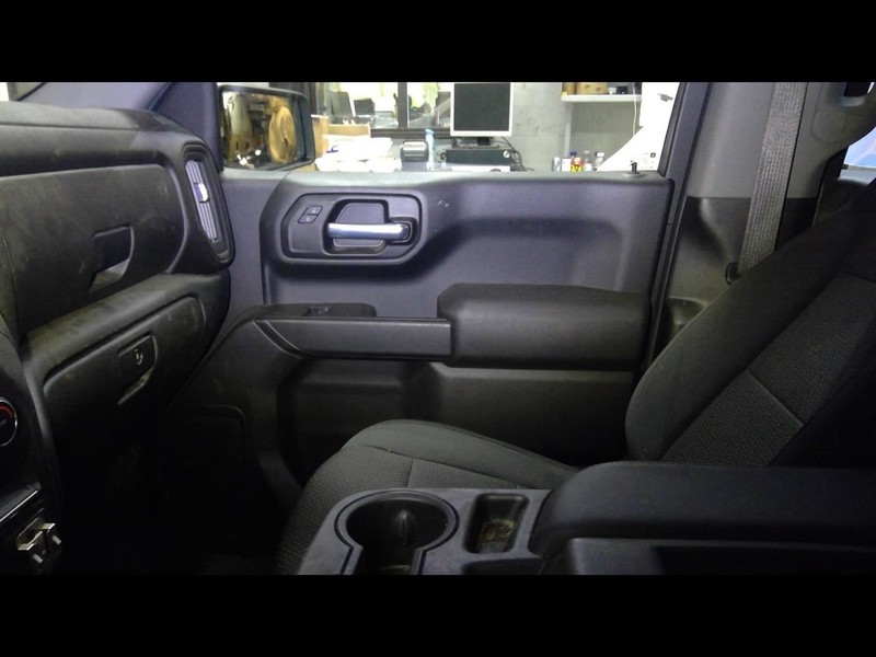 2020 Silverado Passenger Right Front Door Trim Panel 1512125