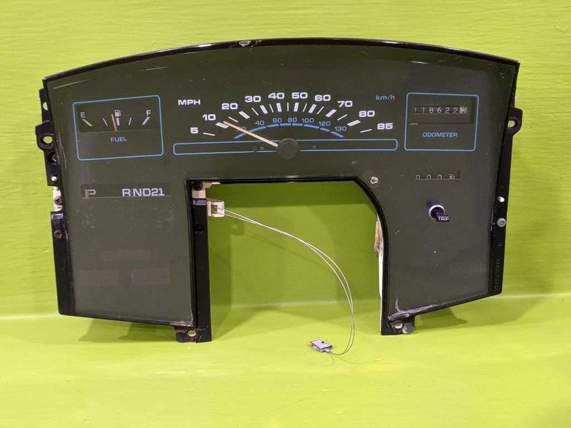 90 CUTLASS CALAIS SPEEDOMETER CLUSTER W/O TACH 118K MILES OEM 3890-1