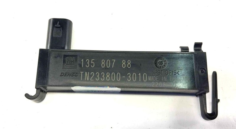 2021-2024 Chevy TailblazerKey Ignition Lock Antenna Transmitter Module 13580788
