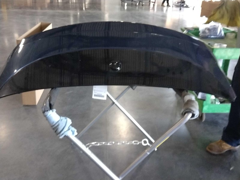 2017 Lincoln MKZ Deck Lid Trunk Lid Blue OEM 4DR SED BLU 90000 Miles