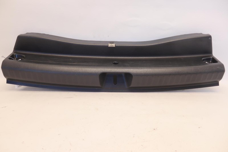 2015-2020 MERCEDES GLA250 X156 REAR TRUNK LATCH COVER SCUFF PLATE SILL TRIM OEM