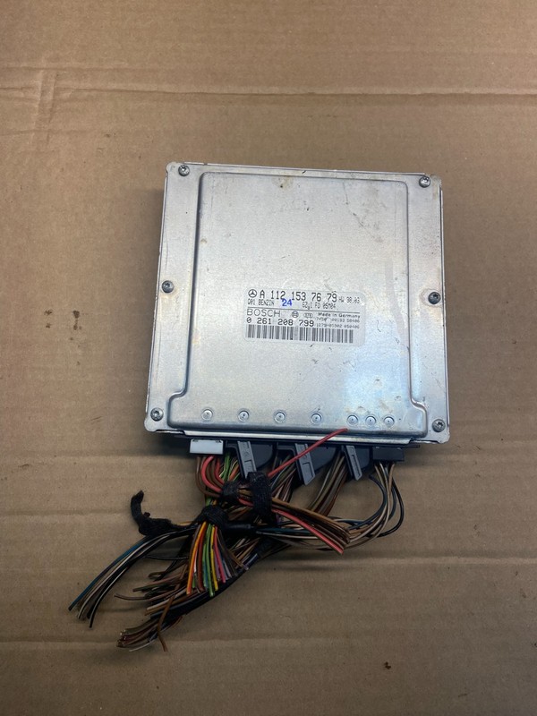 2006 Mercedes S350 W221 ECU ECM Engine Control a1121537679 AE2462 DG
