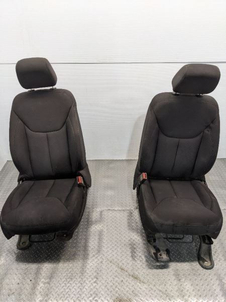 11-17 WRANGLER JKU 4dr Front Right Left Driver Passenger Seat Set Blk 980007