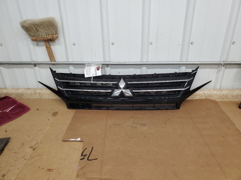 Grille Upper Chrome Accent Fits 21-23 MIRAGE 294830