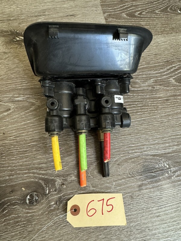 Bendix Air Brake Valve -P/N: G90-6036 5015753