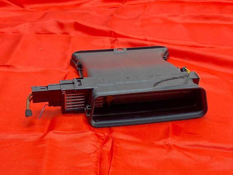 14-19 BMW F15 F85 F86 X5M X6M Front Right Under Seat Floor Heater Air Vent OEM✅