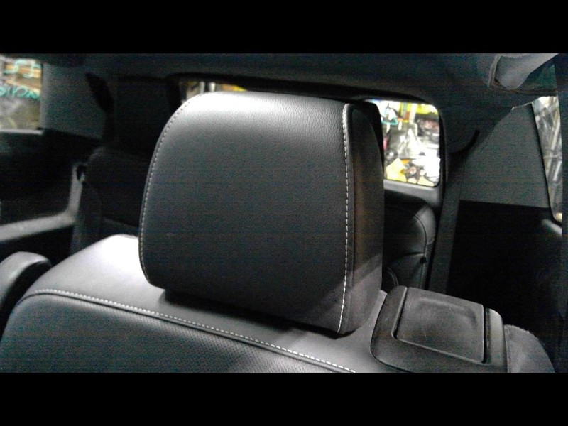 ACADIA 2022 2 2nd Row Headrests 1703720