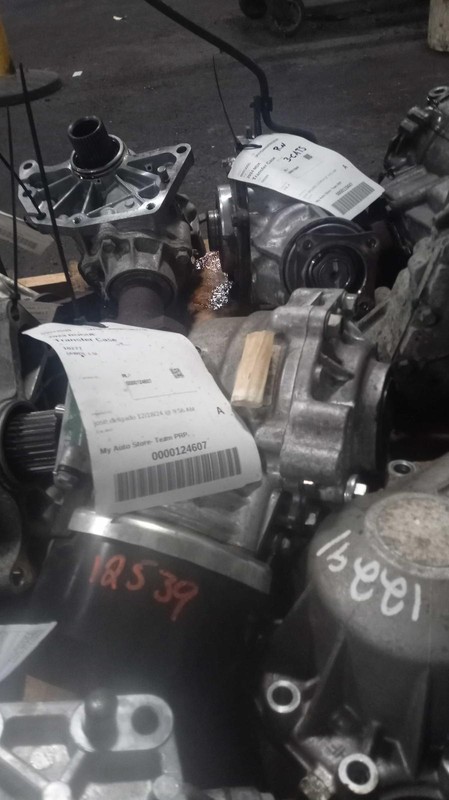 2023 Nissan Rogue Transfer Case Assembly OEM 331006RC0B 12K Miles AWD
