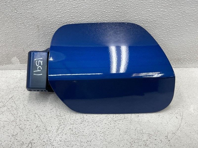 2025 Kia K4 Gas Tank Fuel Door Cover Lid Panel W/Cap Blue 1591 OEM