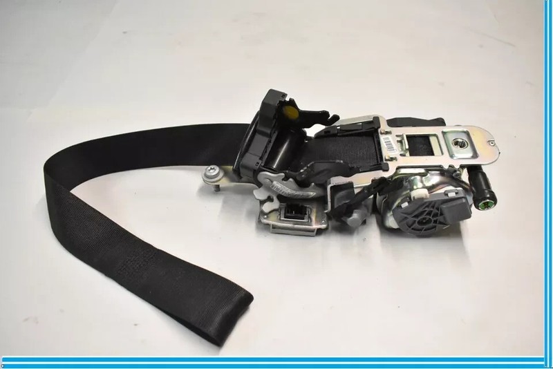 10-17 Mercedes W207 E550 E350 Front Left Driver Side Seat Belt Black OEM