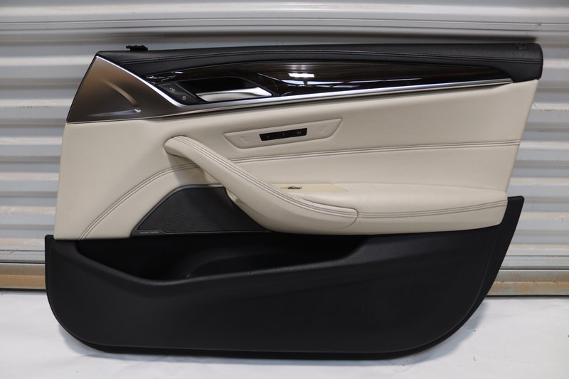 2018-2022 BMW M550I G30 FRONT RIGHT PASSENGER SIDE DOOR PANEL TRIM COVER OEM