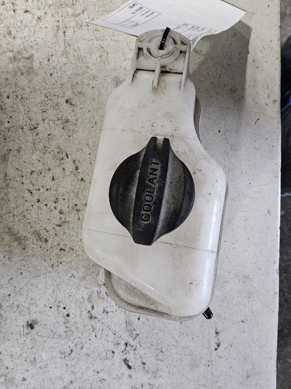 Coolant Reservoir Fits 14-20 SORENTO 3412351