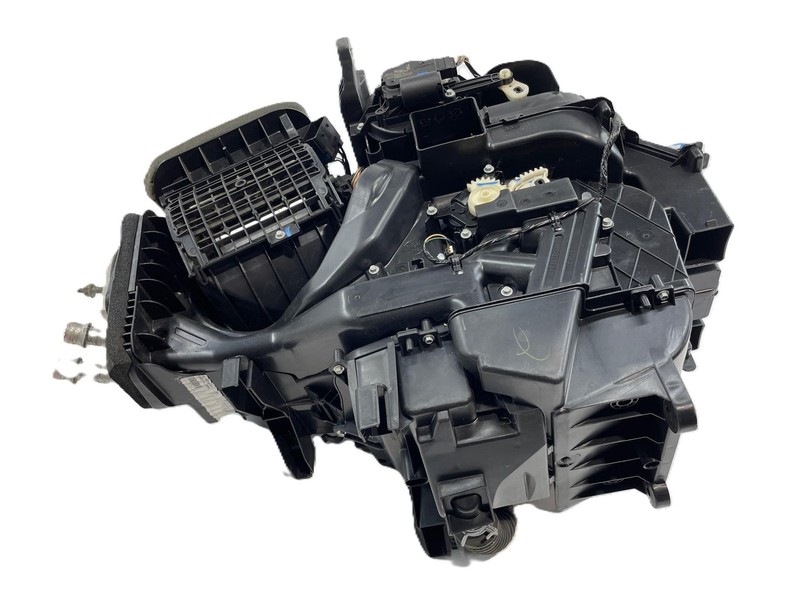 2015 Dodge Dart GT 2.4L AC Evaporator Blower Box Assembly W/ Blend Door Motors