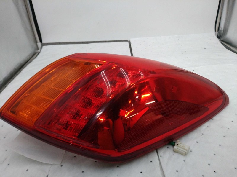 2009 Nissan Murano Right Tail Light Assembly Grey Used 229461 96K Miles