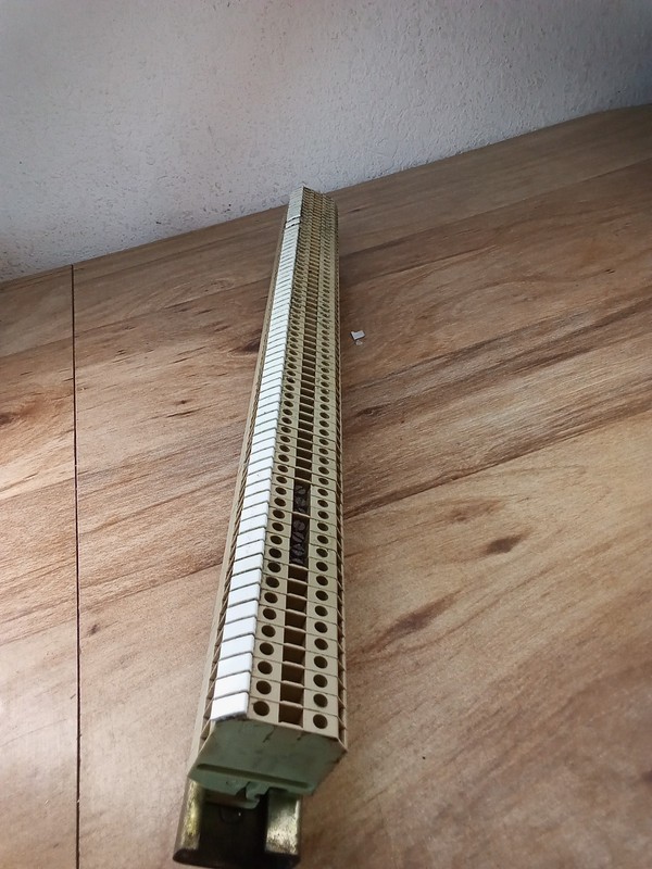 Lot Of 71 Weidmuller Klippon SAK 2.5 750V 27A Terminals Rail Mounted