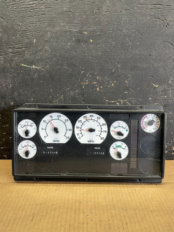 International Instrument Gauge Cluster Speedometer AA9293