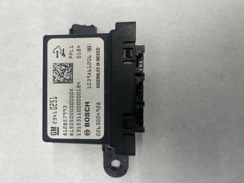 16CADILLAC ESCALADE Driver Assist park assist module OEM 1 Year Wnty!