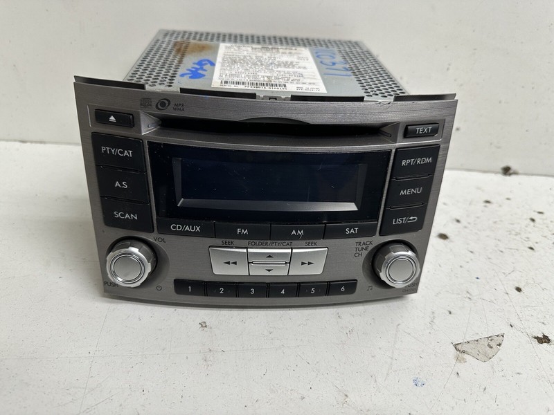 2012-2014 Subaru Legacy AM FM Radio Stereo 2 DIN Disc CD Player ID 86201AJ61A Oe