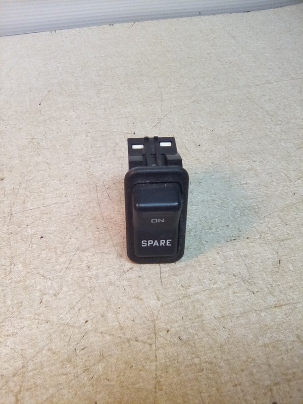 International 3596671C1 OEM Spare Switch