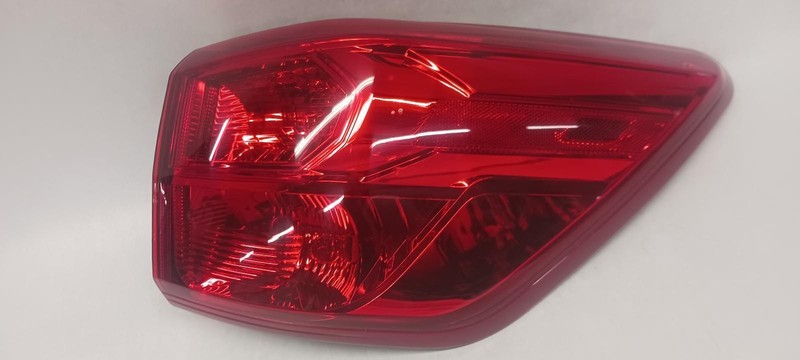 17-'20 NISSAN PATHFINDER Right passenger outer Taillight 3.5L OEM Grade A!