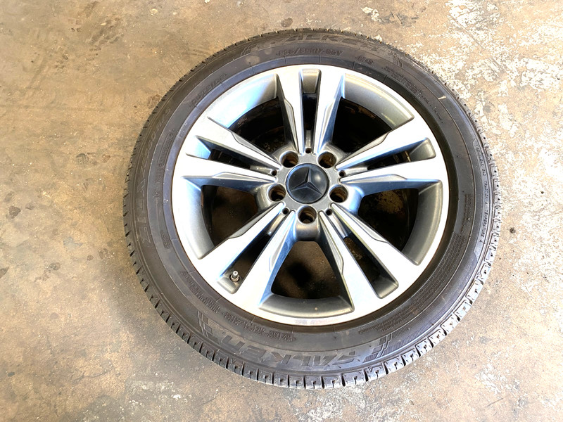 14 15 16 MERCEDES E250 E350 8 X 17 WHEEL RIM W/ TIRE #3 OEM #A0.33