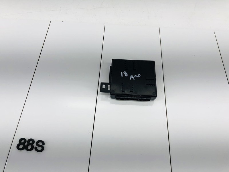 18-22 HYUNDAI ACCENT BODY CONTROL COMPUTER MODULE BCM BCU OEM