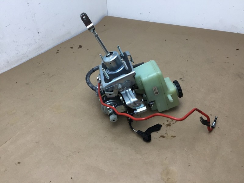 Lexus LC500 2018 Power Brake Booster Master Cylinder 18-21 :O