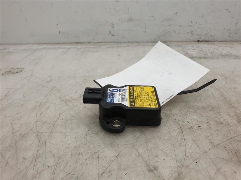 10-18 TOYOTA 4 RUNNER YAW RATE COMPUTER CONTROL MODULE ECM ASSEMBLY