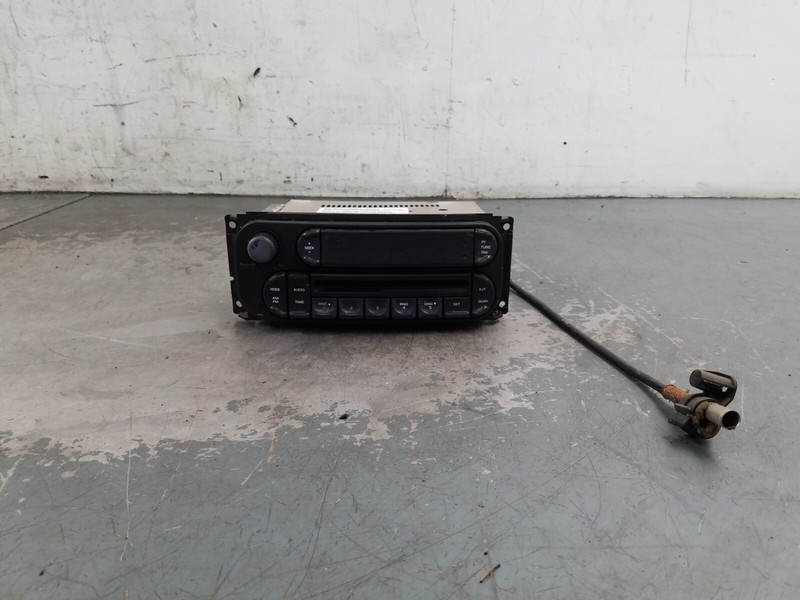 2005 Jeep Wrangler TJ Rubicon 4x4 AM FM CD Radio#8311 VV3